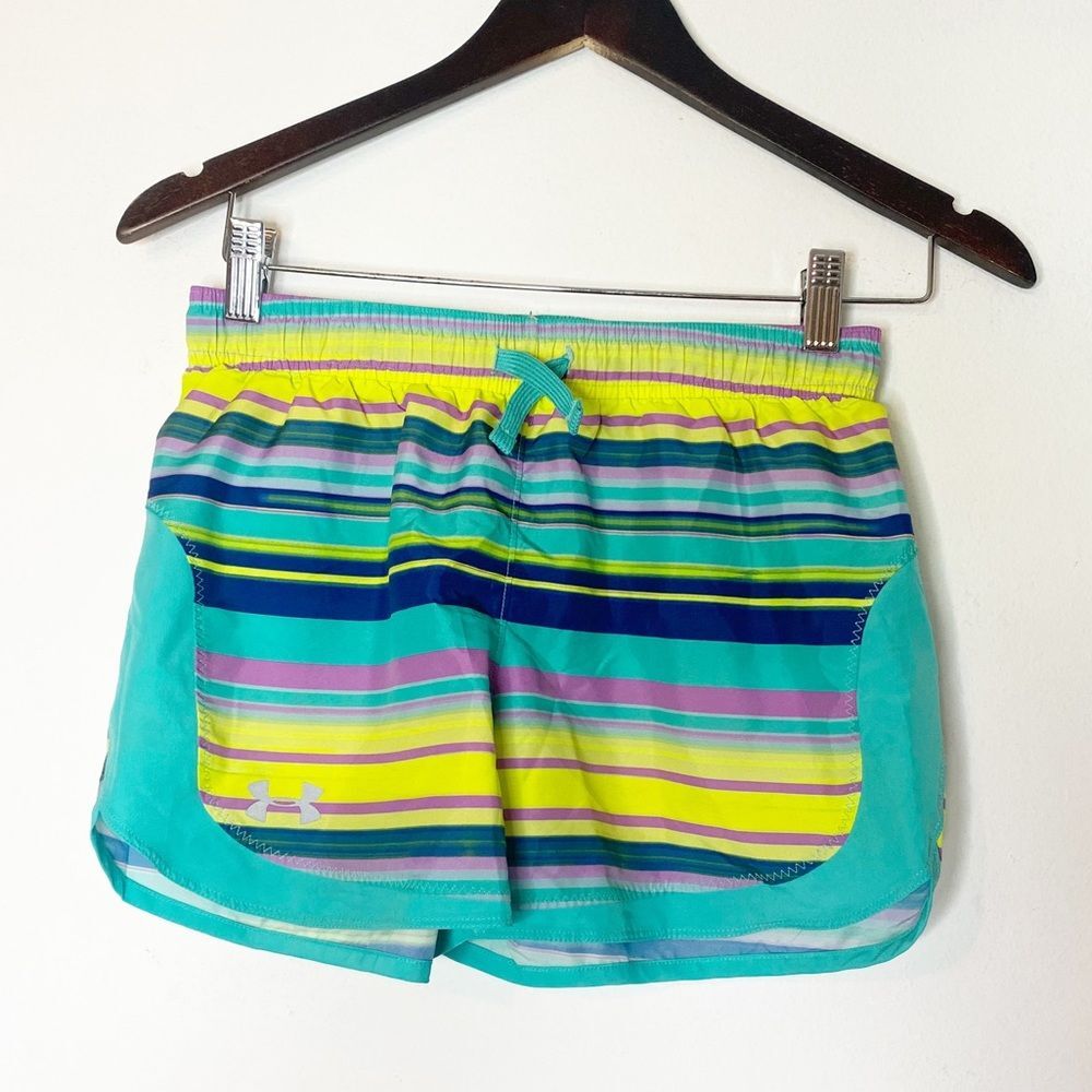 Girls Under Armour Heat Gear Loose Shorts Youth Large